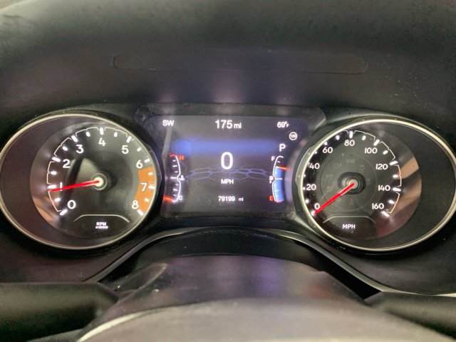 Used 2021 Jeep Compass Latitude FWD image 24