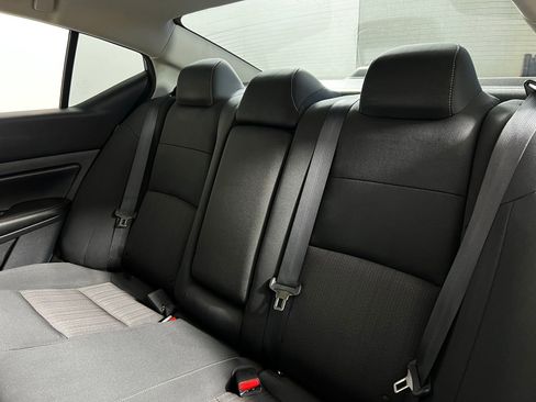 Used 2022 Nissan Altima 2.5 SV w/ SV Premium Package FWD image 23