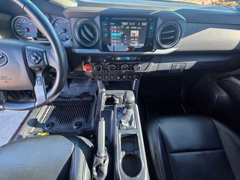 Used 2019 Toyota Tacoma TRD Pro image 17