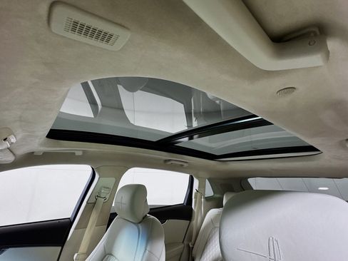 Used 2019 Lincoln Nautilus Black Label image 6