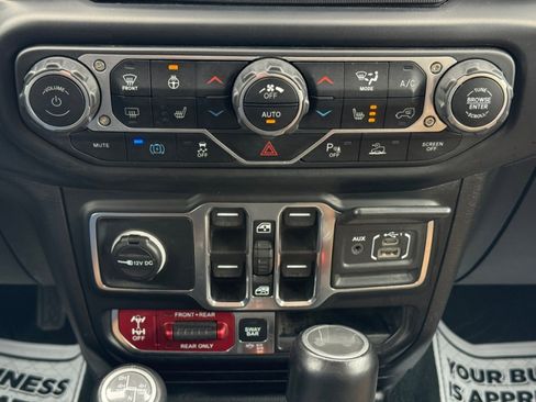 Used 2022 Jeep Wrangler Unlimited Rubicon 4xe w/ Cold Weather Group image 38