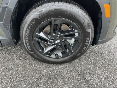 Used 2025 Hyundai Tucson SE FWD image 37