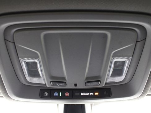 Used 2022 Chevrolet Silverado 1500 RST AWD/4WD image 18