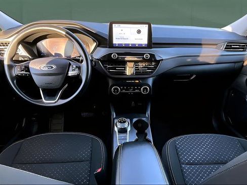 Used 2025 Ford Escape Active image 19