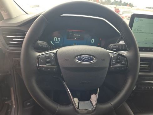 Used 2025 Ford Escape Platinum AWD/4WD image 18