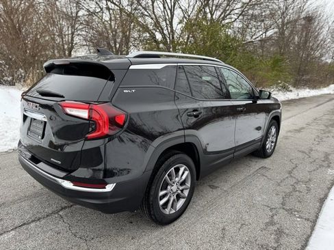 Used 2023 GMC Terrain SLT image 5