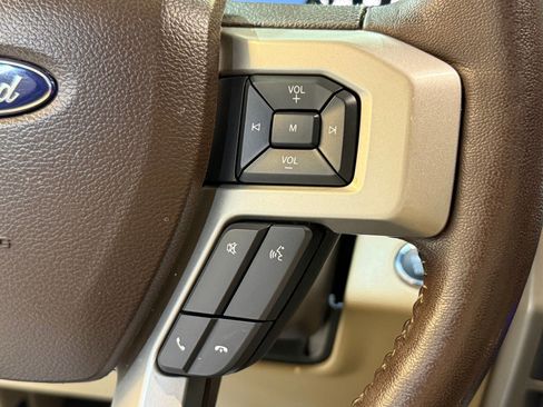 Used 2018 Ford F150 Lariat w/ Equipment Group 502A Luxury image 26