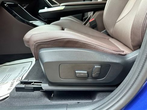 Used 2023 BMW X1 xDrive28i w/ M Sport Package AWD/4WD image 21