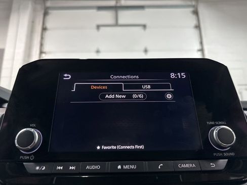 Used 2025 Nissan Pathfinder S AWD/4WD image 32