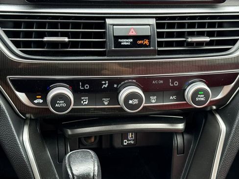 Used 2020 Honda Accord Sport image 29