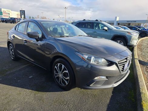 Used 2015 MAZDA MAZDA3 i Sport image 3