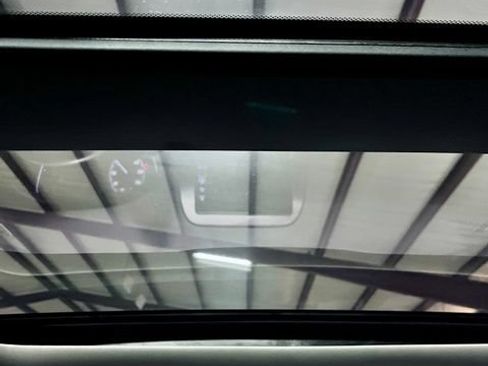 Used 2023 Honda Pilot Touring image 37