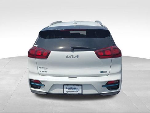 Used 2022 Kia Niro EX FWD image 4