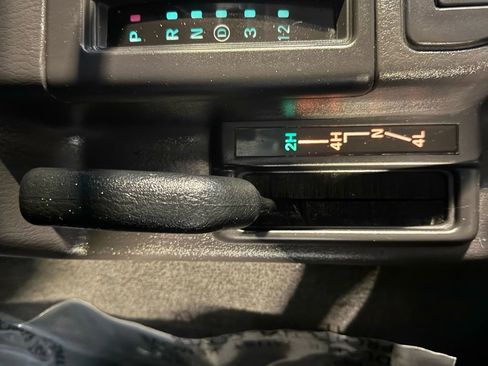 Used 2000 Jeep Cherokee SE AWD/4WD image 18