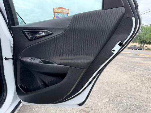 Used 2023 Chevrolet Malibu LT image 35