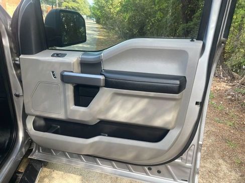 Used 2020 Ford F150 XLT w/ Equipment Group 302A Luxury image 3