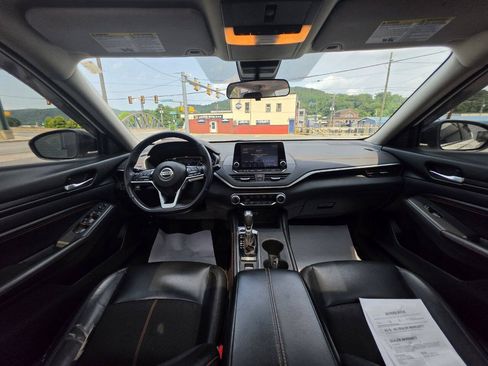 Used 2021 Nissan Altima 2.5 SR w/ SR Premium Package AWD/4WD image 19