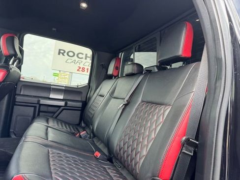 Used 2019 Ford F150 XLT w/ Equipment Group 302A Luxury AWD/4WD image 11
