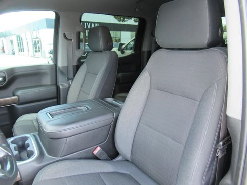 Used 2020 Chevrolet Silverado 1500 RST AWD/4WD image 18