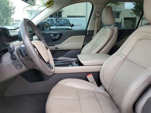Certified 2021 Lincoln Aviator Reserve w/ Elements Package Plus image 21