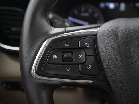 Used 2021 Buick Envision Avenir w/ Technology Package II AWD/4WD image 25