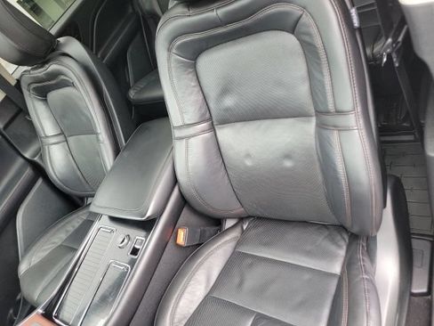 Certified 2023 Lincoln Aviator Reserve w/ Equipment Group 201A AWD/4WD image 31