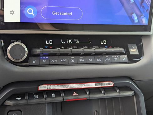 Used 2026 Toyota Sequoia Capstone AWD/4WD image 36