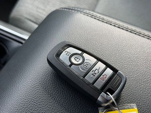 Certified 2022 Ford F150 XLT w/ Equipment Group 302A High image 47