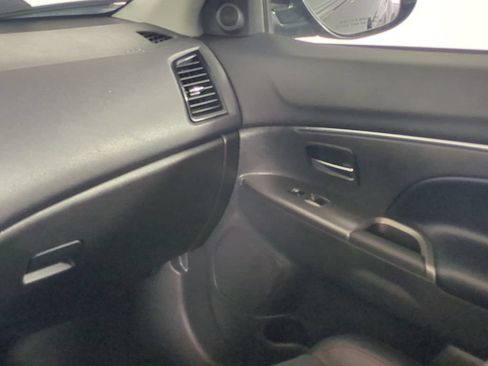 Used 2024 Mitsubishi Outlander Sport AWD image 19