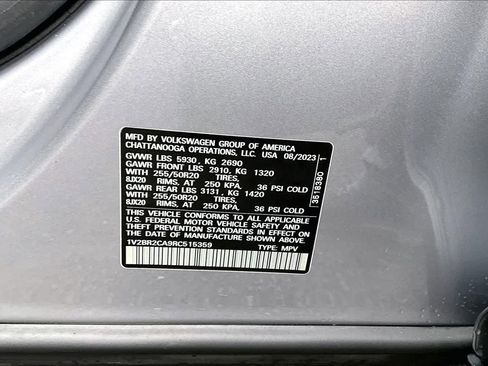 Used 2024 Volkswagen Atlas SEL AWD/4WD image 34