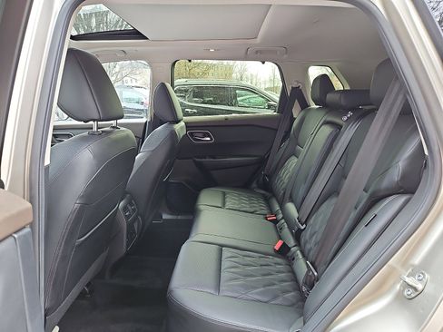 Certified 2023 Nissan Rogue Platinum w/ Platinum Premium Package image 10