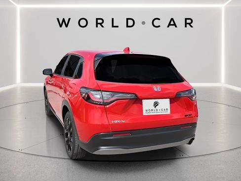 Used 2023 Honda HR-V Sport image 5