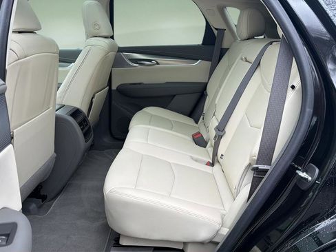 Certified 2023 Cadillac XT5 Premium Luxury image 19
