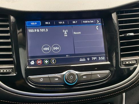 Used 2018 Chevrolet Trax LS FWD image 8