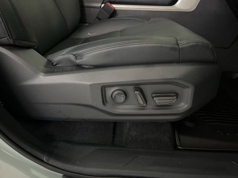 Used 2025 Toyota Tundra SR5 w/ SR5 Premium Package AWD/4WD image 60