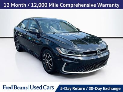 Used 2025 Volkswagen Jetta SE