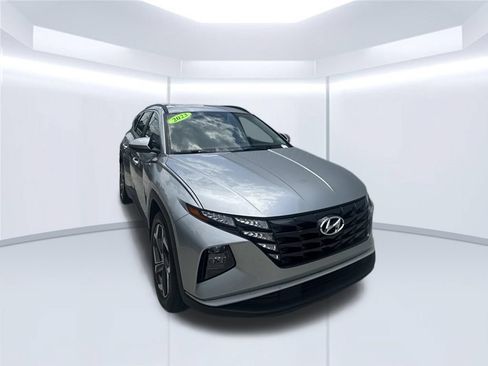 Used 2023 Hyundai Tucson SEL w/ Convenience Package FWD image 3