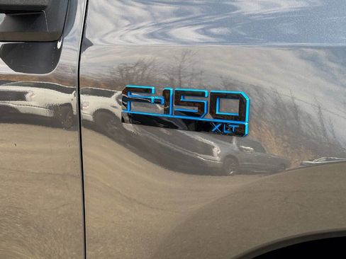 Used 2025 Ford F150 Lightning XLT image 10