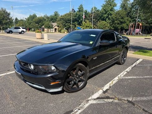 Used 2011 Ford Mustang GT Premium w/ 401A Rapid Spec Order Code RWD image 1
