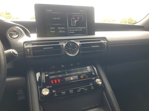 Used 2025 Lexus IS 300 w/ Premium Package RWD image 29