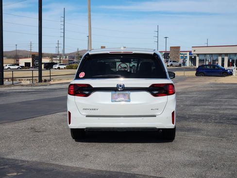 New 2026 Honda Odyssey Elite image 7