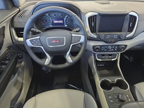 Used 2023 GMC Terrain SLT w/ Infotainment Package II FWD image 18