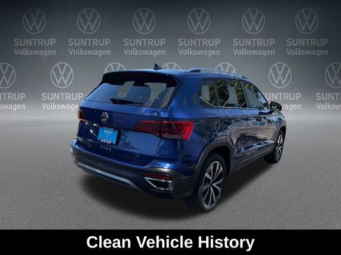 Used 2023 Volkswagen Taos SE FWD image 5