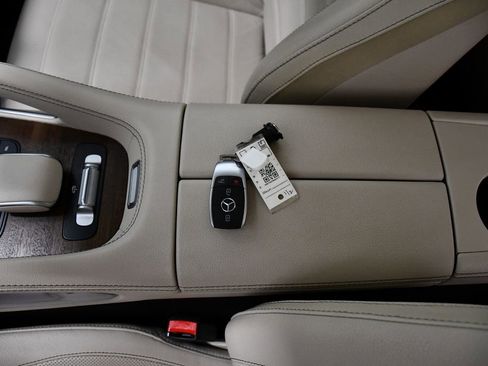 Certified 2021 Mercedes-Benz GLS 580 4MATIC image 25