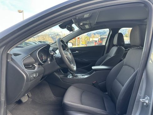 Used 2023 Chevrolet Malibu LT image 10