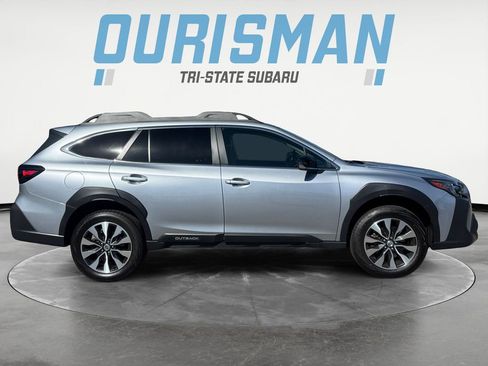 Certified 2025 Subaru Outback Limited AWD/4WD image 7