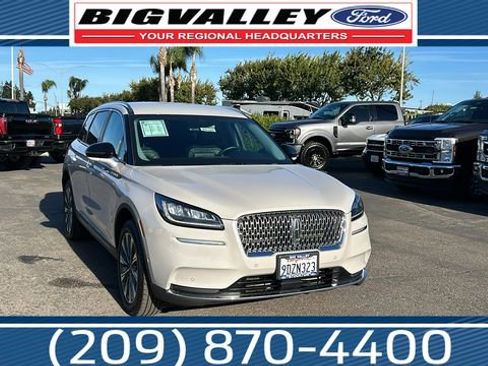 Used 2022 Lincoln Corsair Reserve image 1