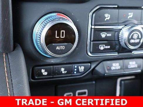 Used 2022 GMC Yukon AT4 w/ Technology Package AWD/4WD image 31