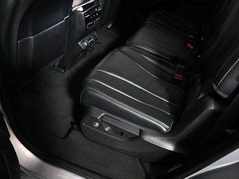 Used 2023 Acura MDX SH-AWD w/ Technology Package image 29