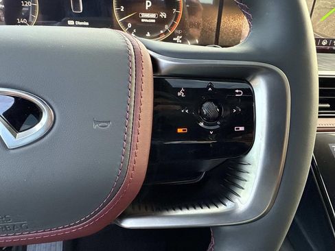 New 2026 INFINITI QX80 Autograph image 9